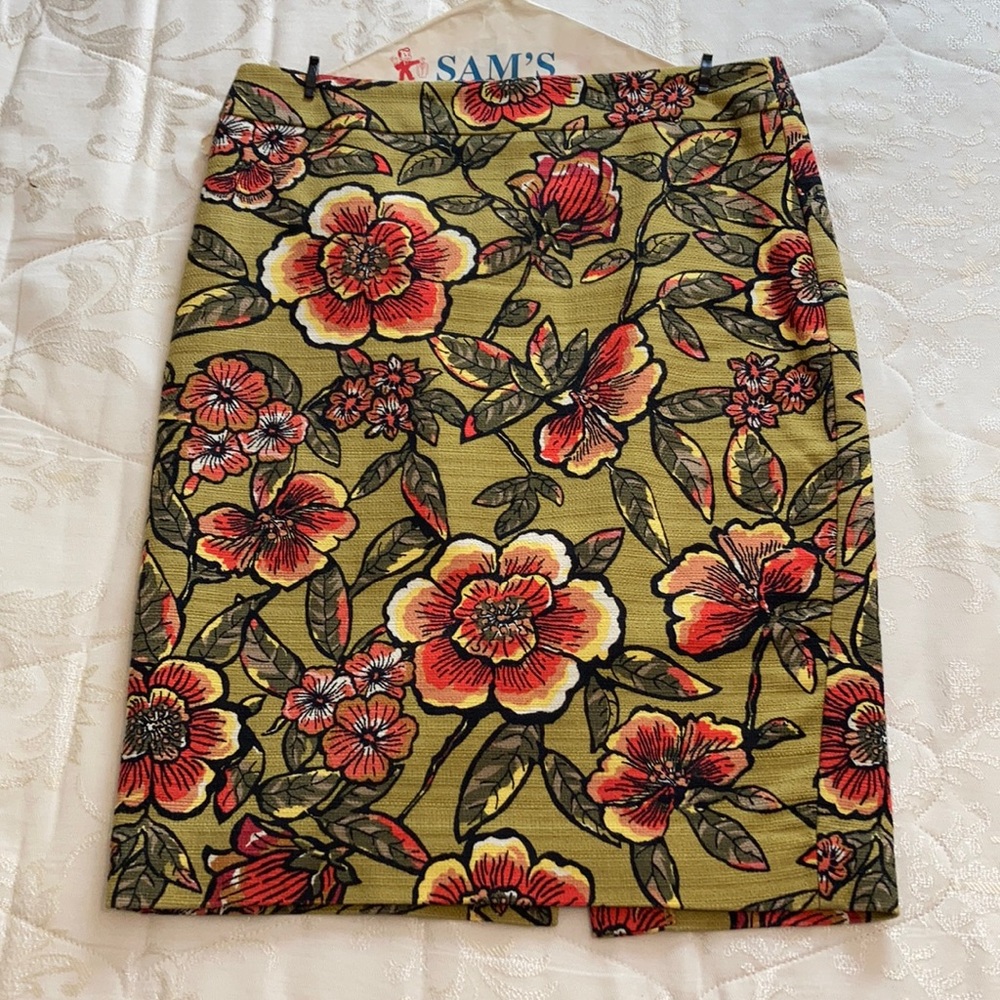 Loft skirt
